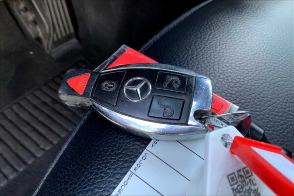 Refurbished 2010 Mercedes-Benz E 350 Sport RWD 4dr Car - Image 11