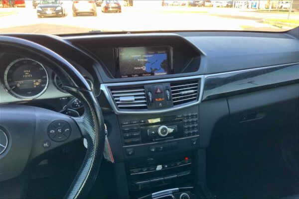 Refurbished 2010 Mercedes-Benz E 350 Sport RWD 4dr Car - Image 5