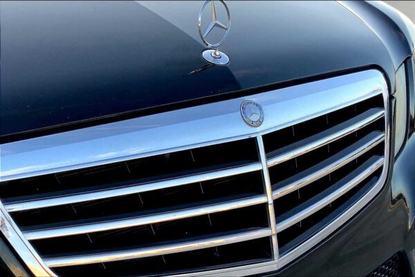 Refurbished 2010 Mercedes-Benz E 350 Sport RWD 4dr Car - Image 25