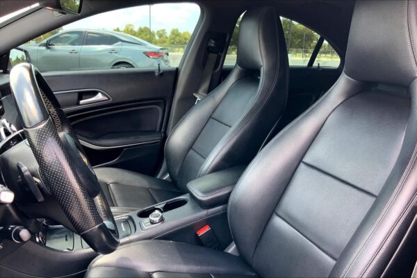 2016-Mercedes-Benz-CLA-250-FWD-Coupe - Image 7