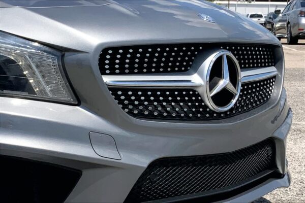 2016-Mercedes-Benz-CLA-250-FWD-Coupe - Image 25