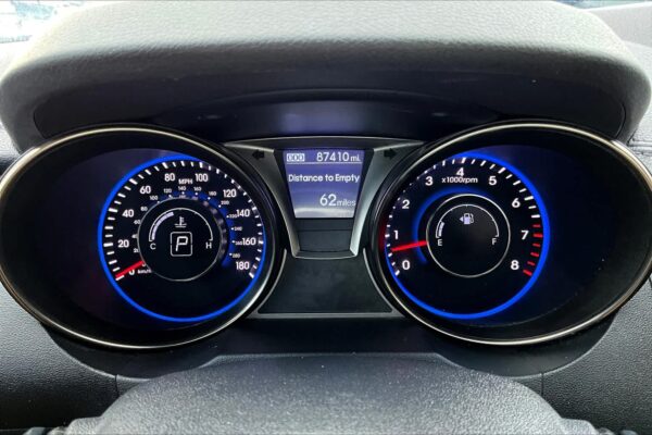 2016 Refurbished Hyundai Genesis 3.8L Base RWD 2dr Car - Image 20
