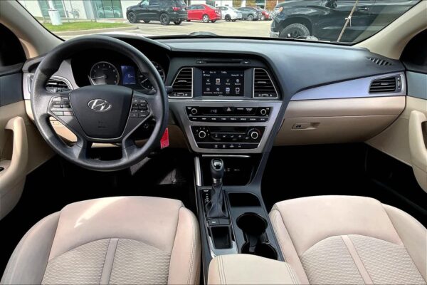 2016 Refurbished Hyundai Sonata 2.4L SE FWD 4dr Car - Image 11
