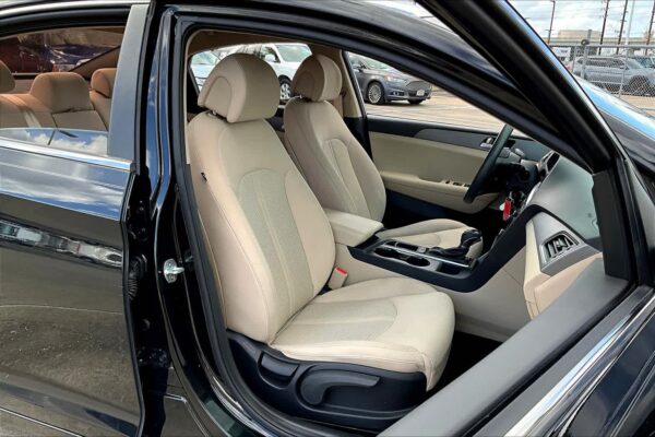 2016 Refurbished Hyundai Sonata 2.4L SE FWD 4dr Car - Image 6