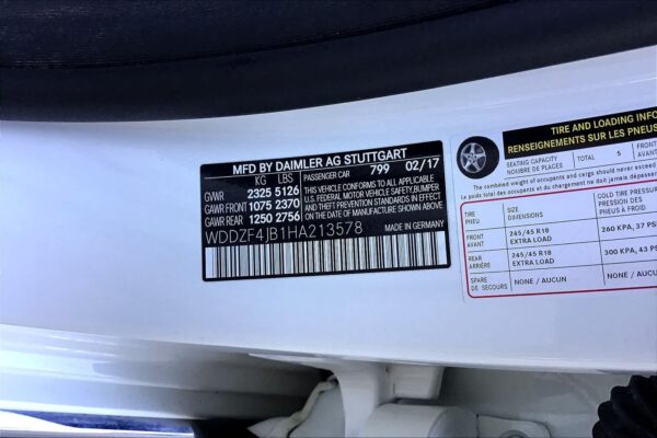 2017-Mercedes-Benz-E-300-Luxury-RWD-4dr-Car