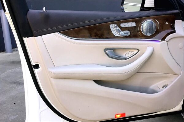 Refurbished 2017 Mercedes-Benz E 300 Luxury RWD 4dr Car - Image 19