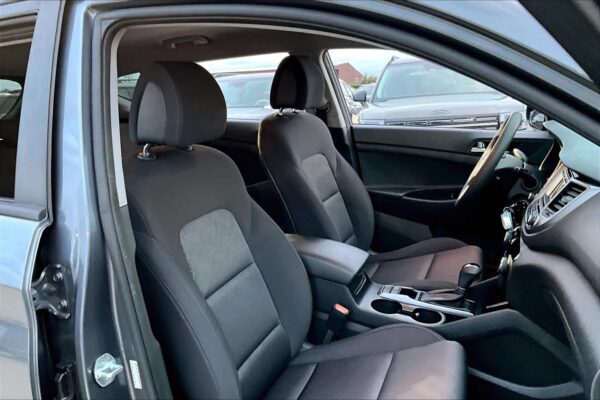 2017 Refurbished Hyundai Tucson SE FWD Sport Utility. - Image 8