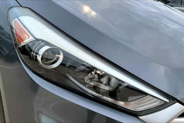 2017 Refurbished Hyundai Tucson SE FWD Sport Utility. - Image 24