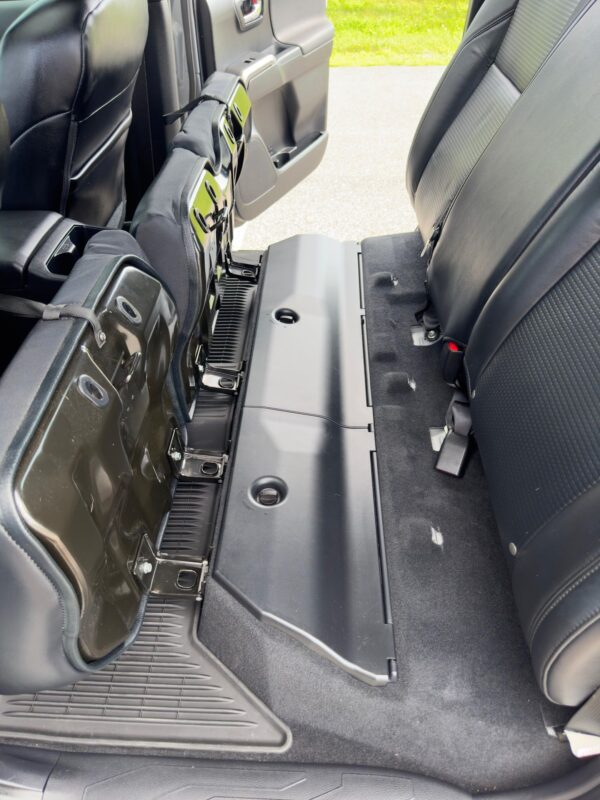 2018 Toyota Tacoma TRD Sport Double Cab 4x4 - Image 11