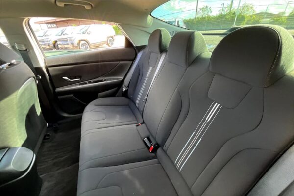2023 Refurbished Hyundai Elantra SEL FWD 4dr Car - Image 15
