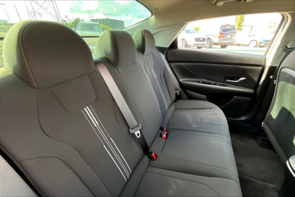 2023 Refurbished Hyundai Elantra SEL FWD 4dr Car - Image 14