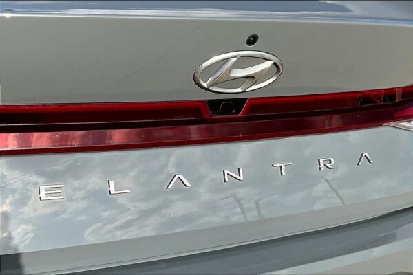 2023 Refurbished Hyundai Elantra SEL FWD 4dr Car - Image 24