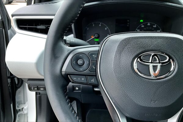 Refurbished 2023 Toyota Corolla Hybrid SE FWD 4dr Car - Image 19