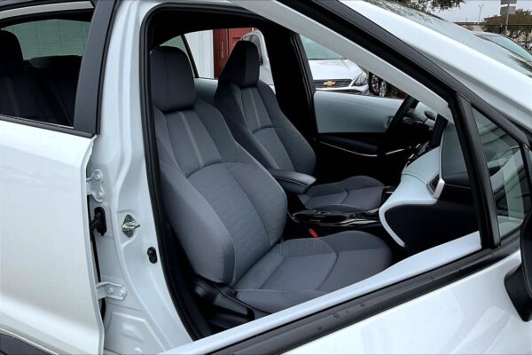 Refurbished 2023 Toyota Corolla Hybrid SE FWD 4dr Car - Image 7