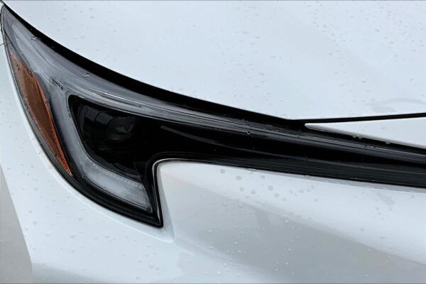 Refurbished 2023 Toyota Corolla Hybrid SE FWD 4dr Car - Image 23
