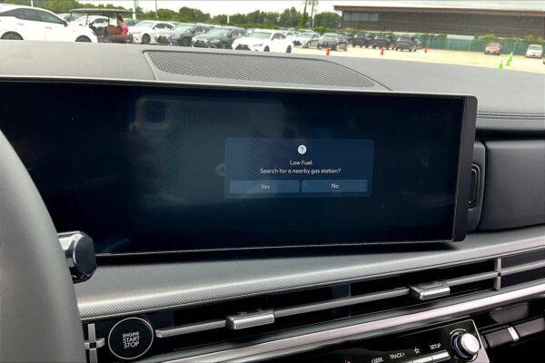 New 2024 Hyundai SANTA FE XRT AWD Sport Utility - Image 18