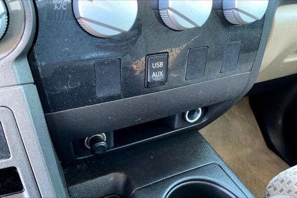 Refurbished 2010 Toyota Tundra Dbl 4.6L V8 6-Spd AT RWD Crew Cab Pickup - Image 31