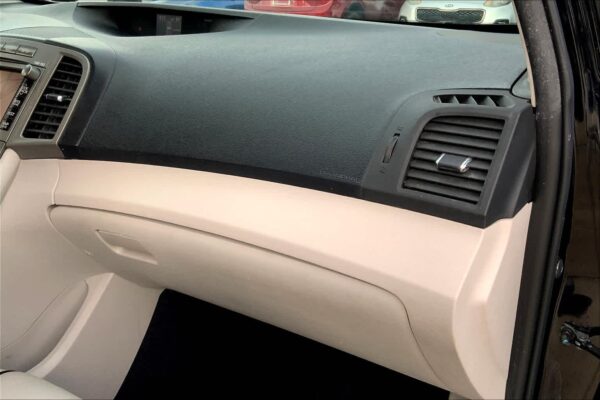 Refurbished 2010 Toyota Venza FWD Station Wagon - Image 16