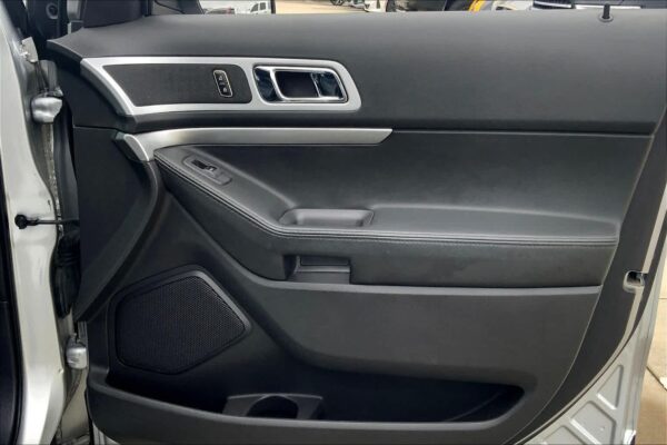 Refurbished 2011 Ford Explorer XLT FWD Sport Utility - Image 24