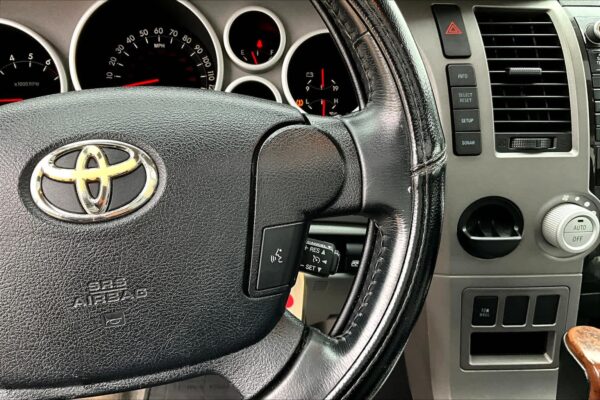 Refurbished 2011 Toyota Tundra LTD CrewMax 5.7L V8 6-Spd AT RWD Crew Cab Pickup - Image 24
