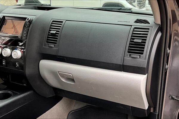 Refurbished 2011 Toyota Tundra LTD CrewMax 5.7L V8 6-Spd AT RWD Crew Cab Pickup - Image 18