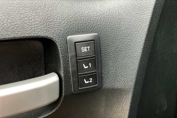 Refurbished 2011 Toyota Tundra LTD CrewMax 5.7L V8 6-Spd AT RWD Crew Cab Pickup - Image 14