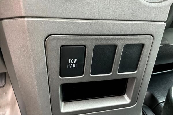 Refurbished 2011 Toyota Tundra LTD CrewMax 5.7L V8 6-Spd AT RWD Crew Cab Pickup - Image 32