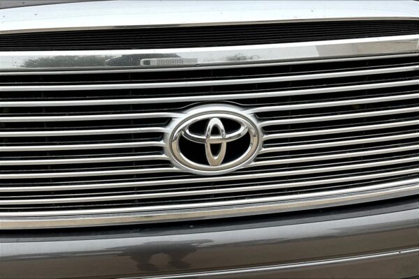 Refurbished 2011 Toyota Tundra LTD CrewMax 5.7L V8 6-Spd AT RWD Crew Cab Pickup - Image 29