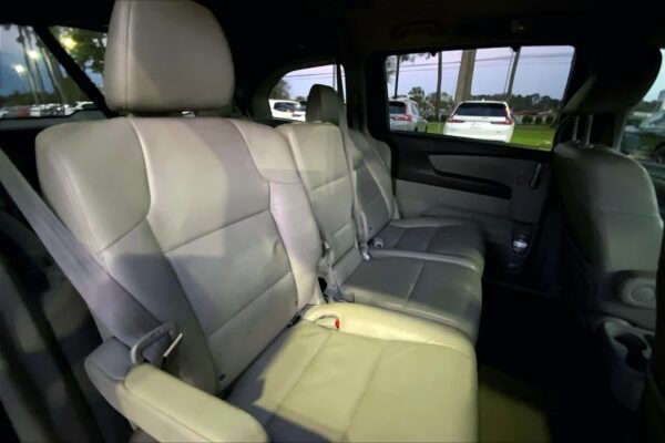 Refurbished 2012 Honda Odyssey Touring Elite FWD Mini-van - Image 14