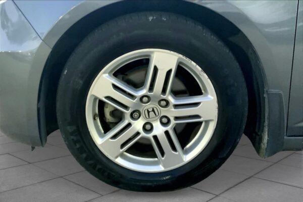 Refurbished 2012 Honda Odyssey Touring Elite FWD Mini-van - Image 7