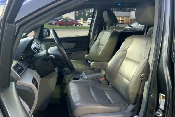 Refurbished 2012 Honda Odyssey Touring Elite FWD Mini-van - Image 4