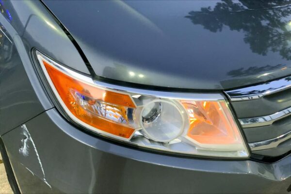 Refurbished 2012 Honda Odyssey Touring Elite FWD Mini-van - Image 21