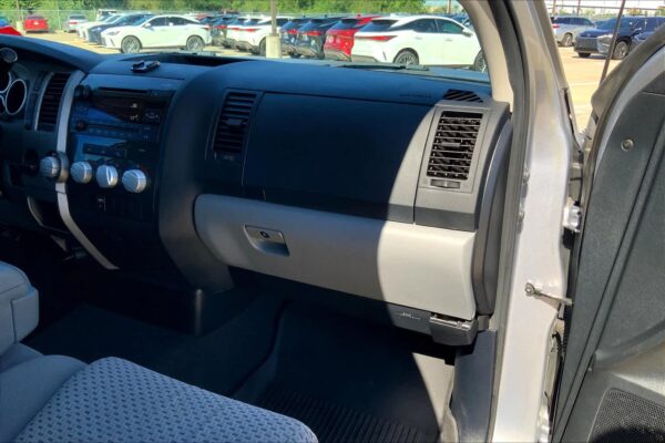Refurbished 2012 Toyota Tundra GRADE Dbl 4.6L V8 6-Spd AT RWD Crew Cab Pickup - Image 17