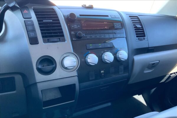 Refurbished 2012 Toyota Tundra GRADE Dbl 4.6L V8 6-Spd AT RWD Crew Cab Pickup - Image 33