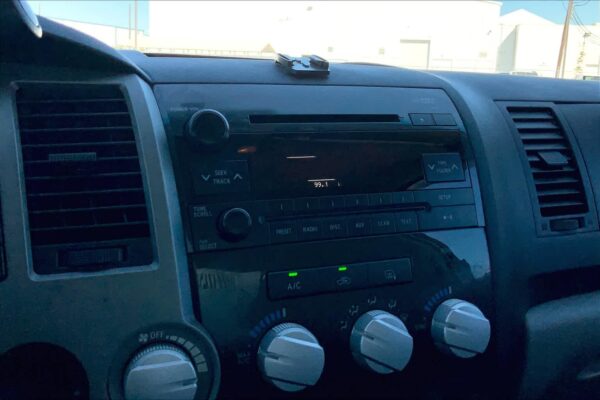 Refurbished 2012 Toyota Tundra GRADE Dbl 4.6L V8 6-Spd AT RWD Crew Cab Pickup - Image 31