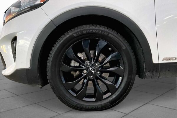 Refurbished 2020 Kia Sorento EX V6 AWD Sport Utility - Image 10