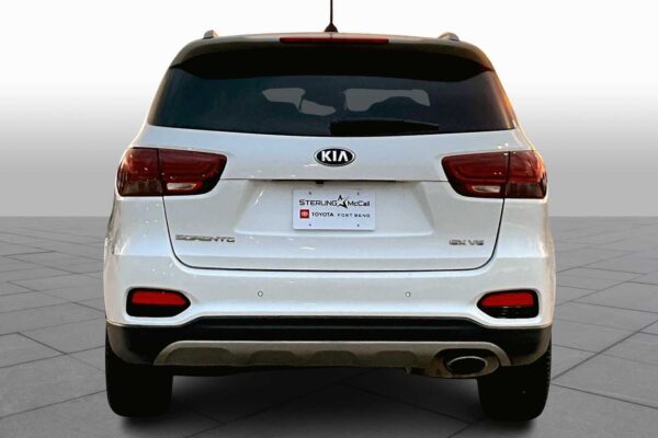 Refurbished 2020 Kia Sorento EX V6 AWD Sport Utility - Image 4