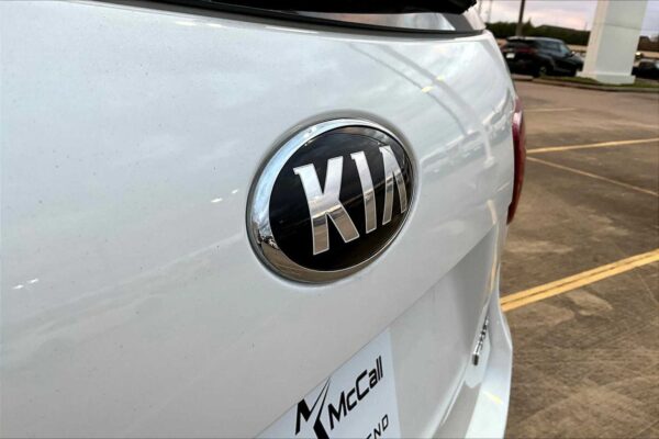Refurbished 2020 Kia Sorento EX V6 AWD Sport Utility - Image 29