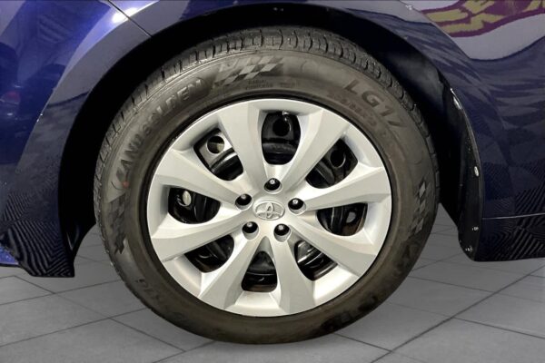 Refurbished 2020 Toyota Corolla LE FWD 4dr Car - Image 8