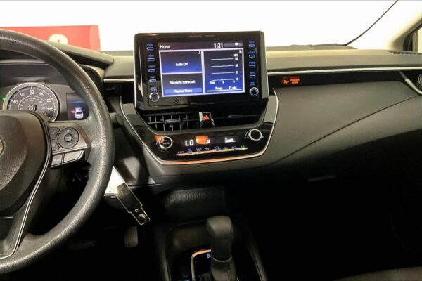 Refurbished 2020 Toyota Corolla LE FWD 4dr Car - Image 4