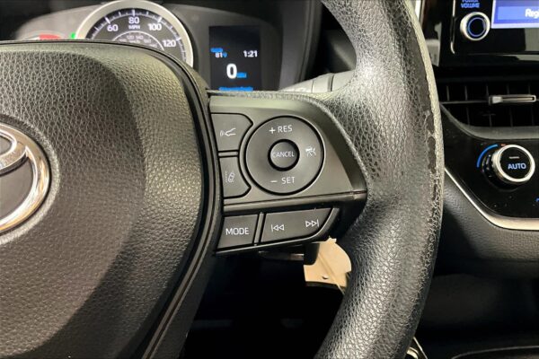 Refurbished 2020 Toyota Corolla LE FWD 4dr Car - Image 19
