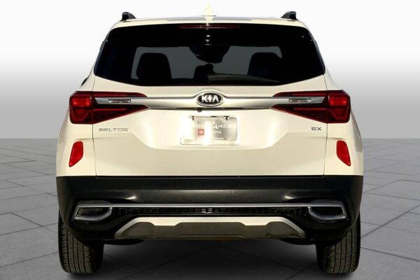 Refurbished 2021 Kia Seltos EX AWD Sport Utility - Image 4
