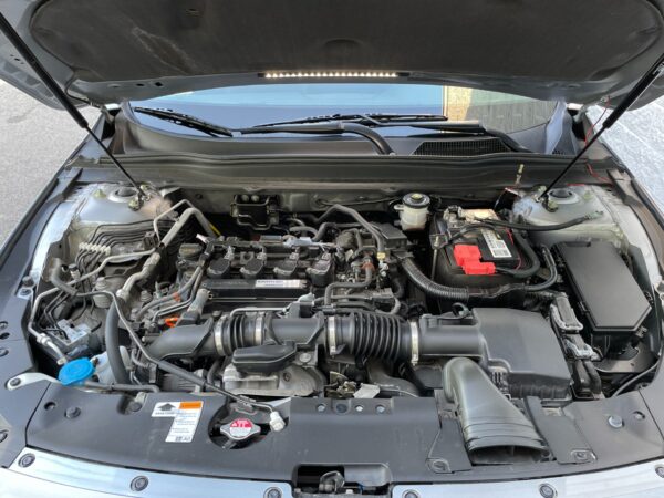 2018 Honda Accord - Image 12