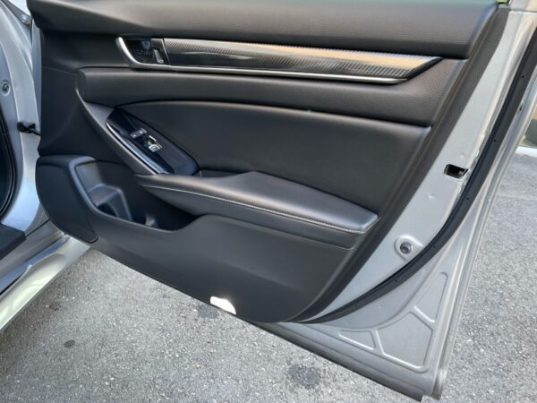 2018 Honda Accord - Image 6